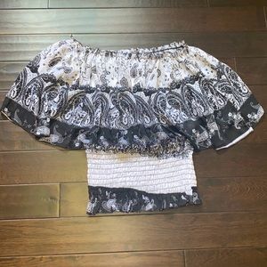 Scrunch-Up Off-The Shoulder Crop-Top